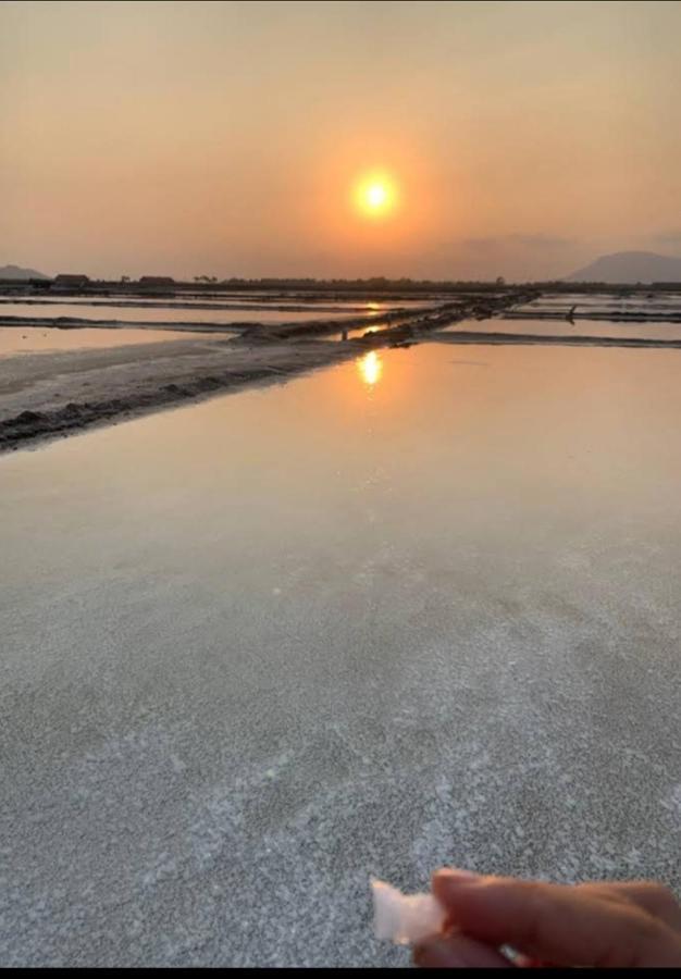 Salt Field Glamping Hotel Kampot Kültér fotó